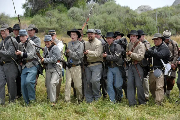 Nachstellung des amerikanischen Bürgerkriegs. — Stockfoto