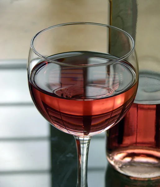 Glas Rotwein — Stockfoto