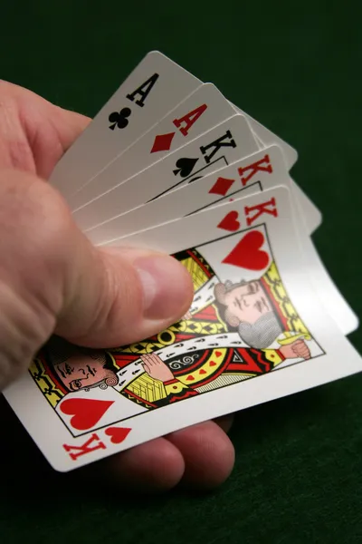 Enthüllt Teil einer guten Pokerhand — Stockfoto