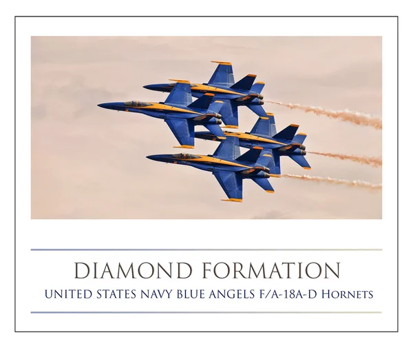 Крупный план четырех синих ангелов ВМС США — стоковое фото