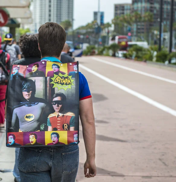 Participants attend the yearly Comic-Con convention — Stock Photo, Image