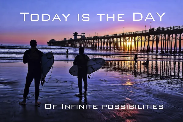 Surfers watch an Oceanside — Stock Photo, Image