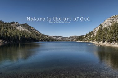 Eco lago vicino al lago tahoe