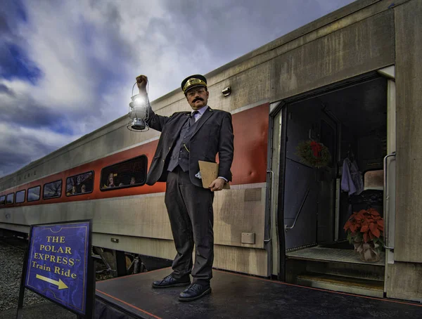 Mindenki Polar Express Fedélzetére Egy Kompozit Kép Kalauz Egy Lámpást Stock Fotó