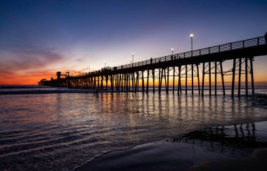 San Diego, Kaliforniya 'daki sahilde gün batımı