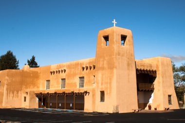 Adobe Kilisesi