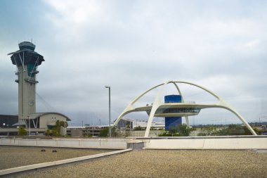 LAX Kulesi ve Restoran