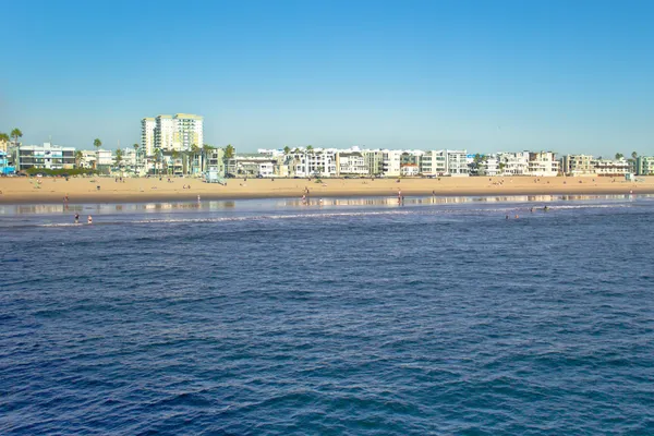 Venice beach kusten reflektioner — Stockfoto