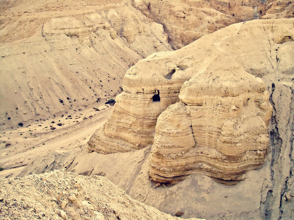 Qumran caves