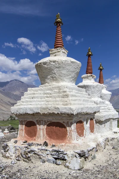 Estupas históricas (Gompas) en Ladakh, India — Foto de Stock