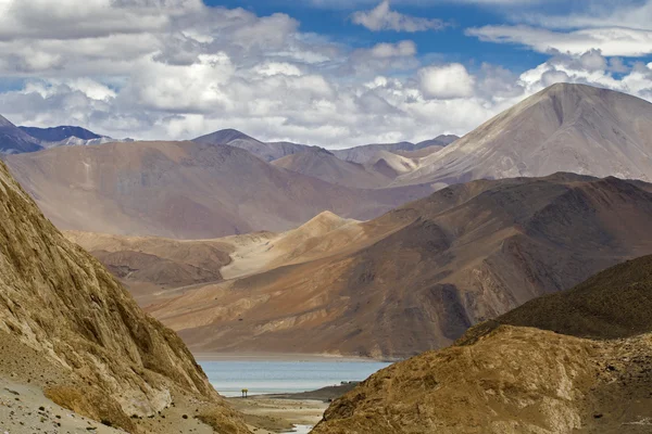 Ladakh krajobraz na jeziorem pangong, Indie — Zdjęcie stockowe