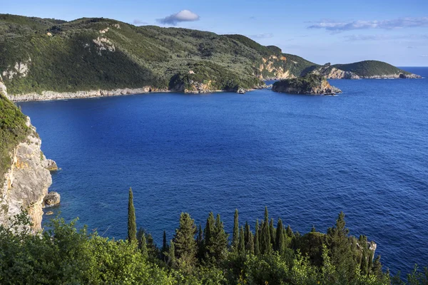 Paleokastritsa 在希腊科孚岛上的海岸线 — 图库照片