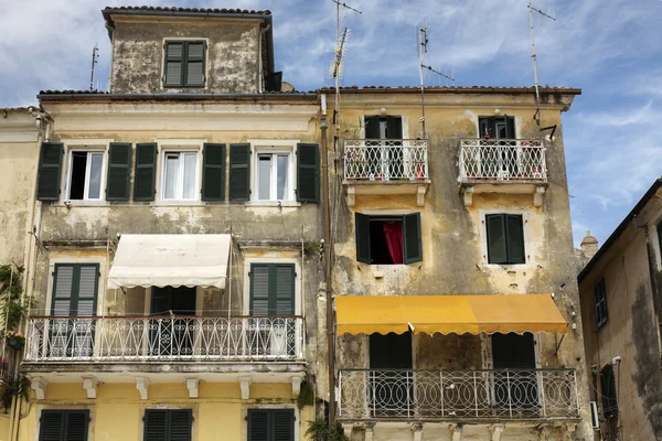 Typical housing facade in the city of Corfu, Greece — Stock Photo, Image