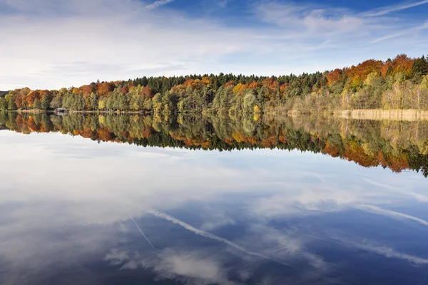 Autumn on a lake in Bavaria, Germany — Stock Photo, Image