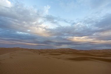 Sunrise Fas çölünde, Afrika