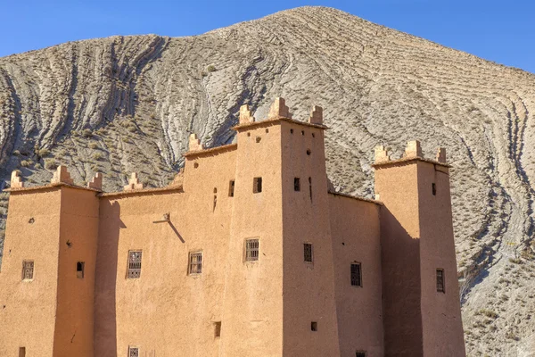 Antiguo edificio de casbah, Marruecos — Foto de Stock