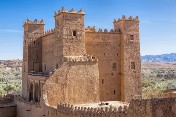 Antiguo edificio de casbah, Marruecos — Foto de Stock