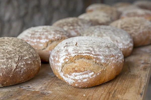 Свіжі німецький дров'яної печі хліб — стокове фото