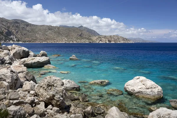 Linea costiera sull'isola di Karpathos, Grecia — Foto Stock