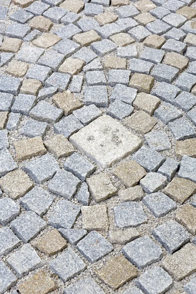 Lavori di pavimentazione con nuove pietre di granito — Foto Stock