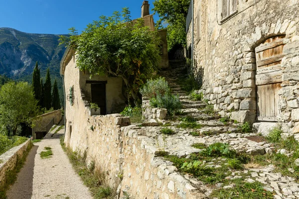 Das Bergdorf Brantes Departement Vaucluse Frankreich — Stockfoto