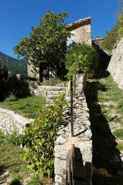 Das Bergdorf Brantes Departement Vaucluse Frankreich — Stockfoto