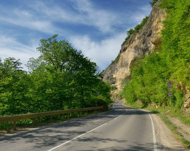 Dağ yolu