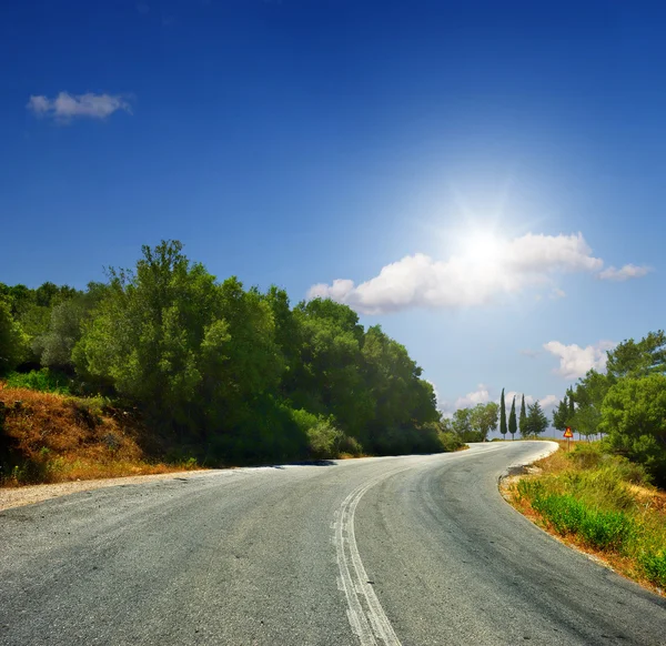 De weg in de bergen — Stockfoto