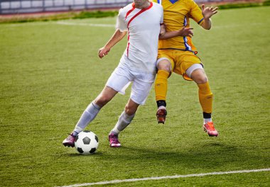 futbol oynayın