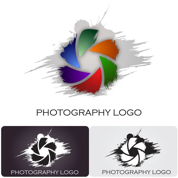 Empresa de fotografia logotipo escova estilo # Vector — Vetor de Stock