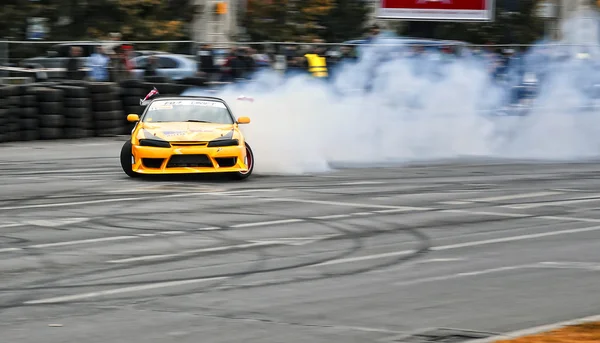 Drifting car at the Grand Prix of Romania — Stock Photo, Image