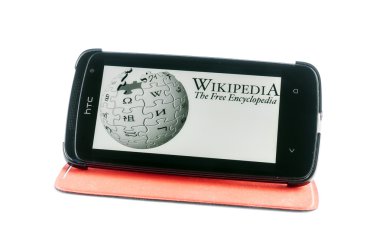 wikipedia smartphone ekranında fotoğraf