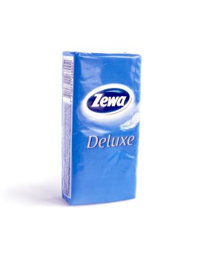 Beyaz arka plan üzerinde izole zewa deluxe peçete sürüsü