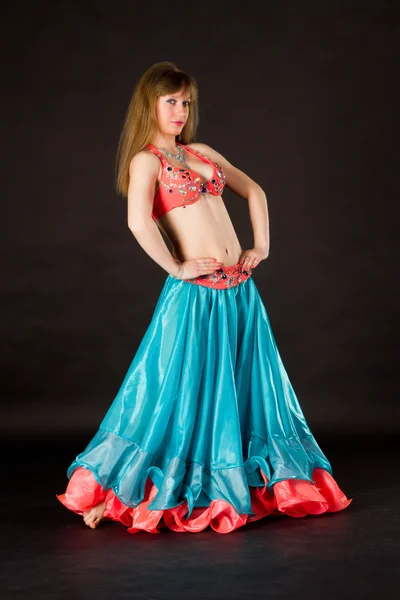 Belly dancer — Stock Photo, Image