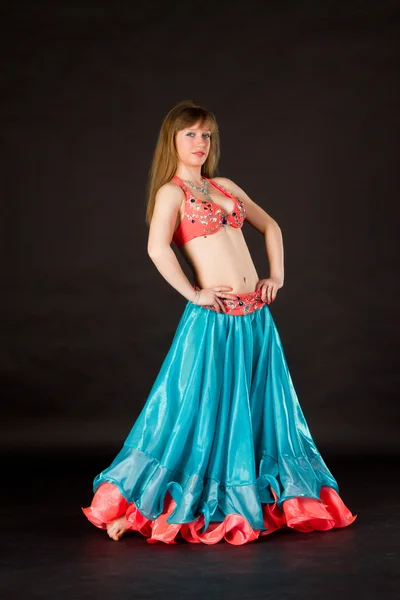 Belly dancer — Stock Photo, Image