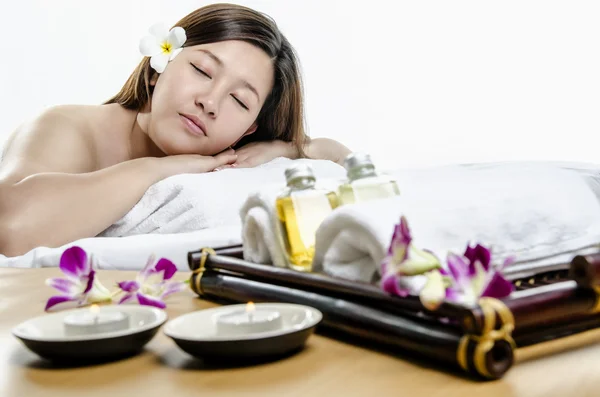 Relaying young adult at spa treatment — Stock Photo, Image