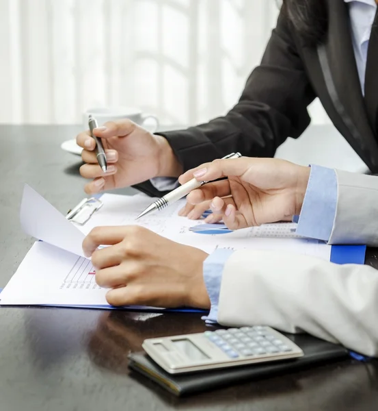 Colegas de negocios discusión — Foto de Stock