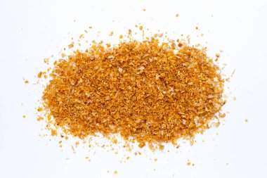 Beyaz arka planda kızarmış sarımsak tarifi..