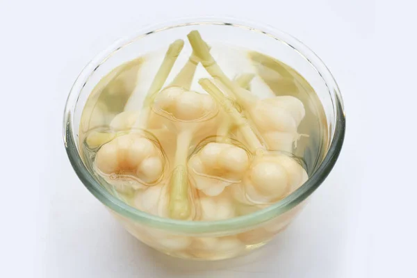 Pickled Garlic Glass Bowl White Background — Stock Photo, Image