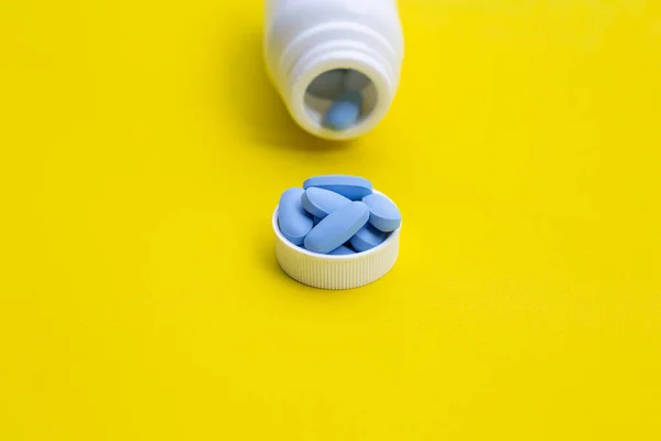 用于预防艾滋病毒的Prep 接触前预防 蓝色药丸 — 图库照片