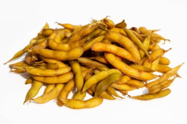 Güvercin bezelyesi kaynatıldı.