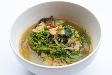 Acacia pennata ile körili muz çiçeği