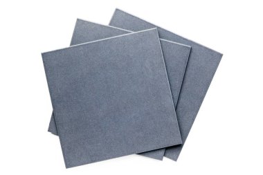 Beyaz arkaplanda zemin fayansları.