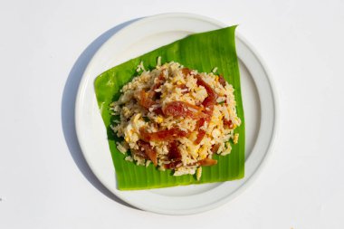 Çin soslu kızarmış pilav.