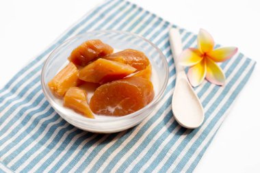 Hindistan cevizi sütlü tatlı patates