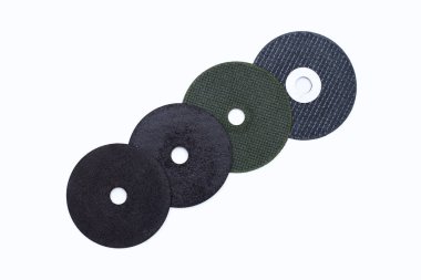 Beyaz arka grubundaki zımparalama diskleri, açılı öğütücü aracı