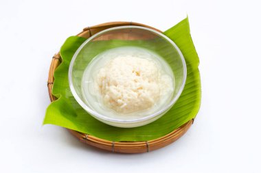 Tayland tatlısı mayalanmış yapışkan pirinç