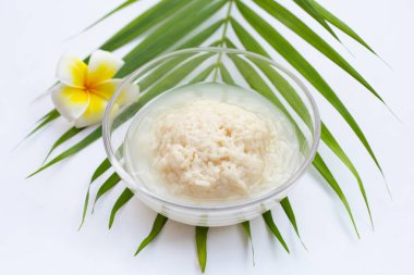 Tayland tatlısı mayalanmış yapışkan pirinç