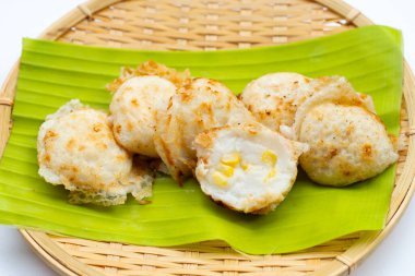 Khanom Krok, Tayland hindistan cevizi sütü tatlısı. Hindistan cevizli pirinç krepi.