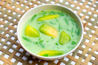 Hindistan cevizi sütlü kavun aromalı pirinç unu pandan.